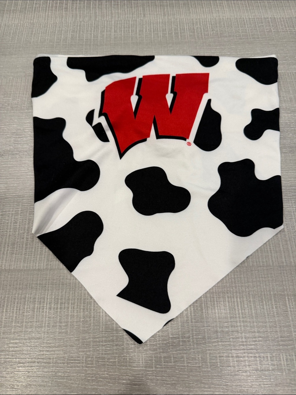 Wisconsin Badgers Cow Print Bandana  top. Perfect for game day. O/S.Red & Black